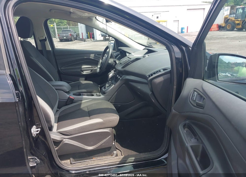 2016 FORD ESCAPE VIN: 1FMCU0F75GUA80481
