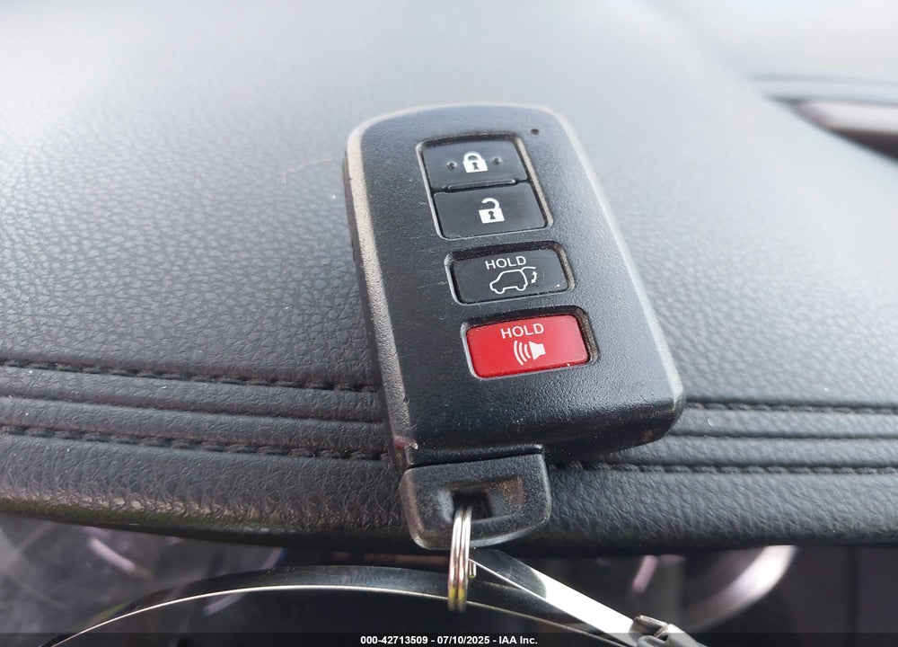 2016 TOYOTA HIGHLANDER VIN: 5TDYKRFH2GS126866