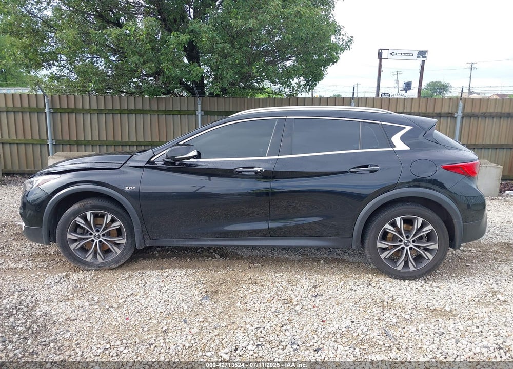 2017 INFINITI QX30 VIN: SJKCH5CR6HA025761