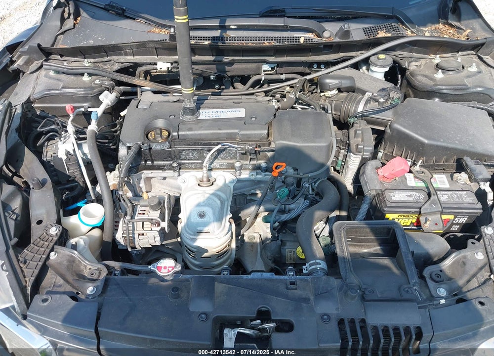 2014 HONDA ACCORD VIN: 1HGCR2F32EA233753