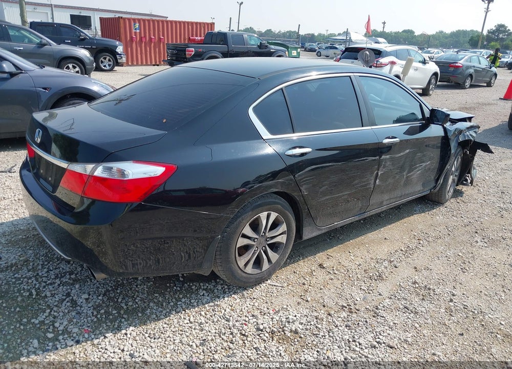 2014 HONDA ACCORD VIN: 1HGCR2F32EA233753
