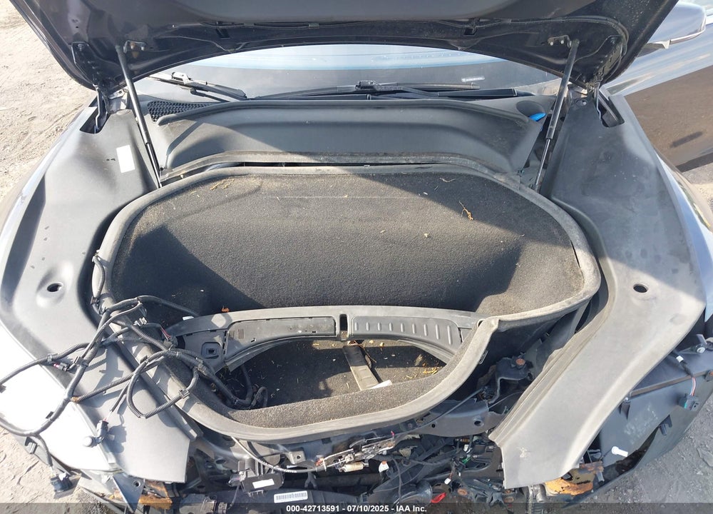 2015 TESLA MODEL S VIN: 5YJSA1E20FF110711