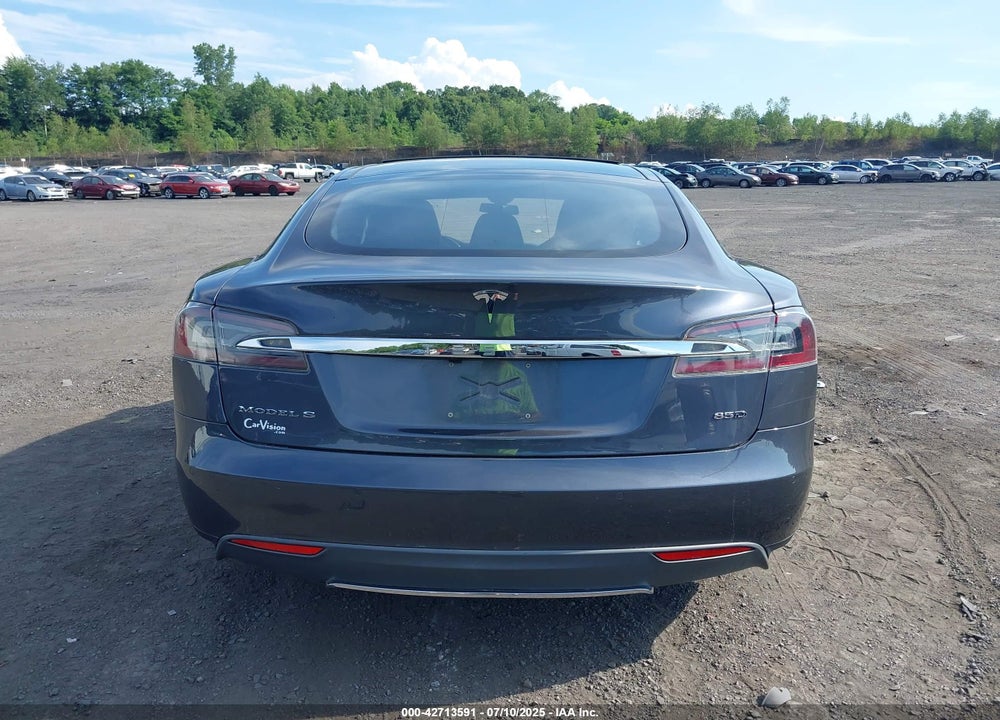 2015 TESLA MODEL S VIN: 5YJSA1E20FF110711