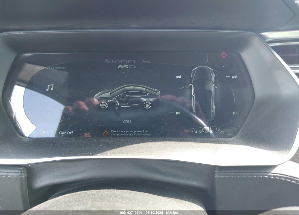 2015 TESLA MODEL S VIN: 5YJSA1E20FF110711