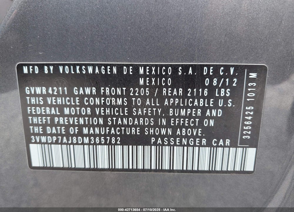 2013 VOLKSWAGEN JETTA VIN: 3VWDP7AJ8DM365782