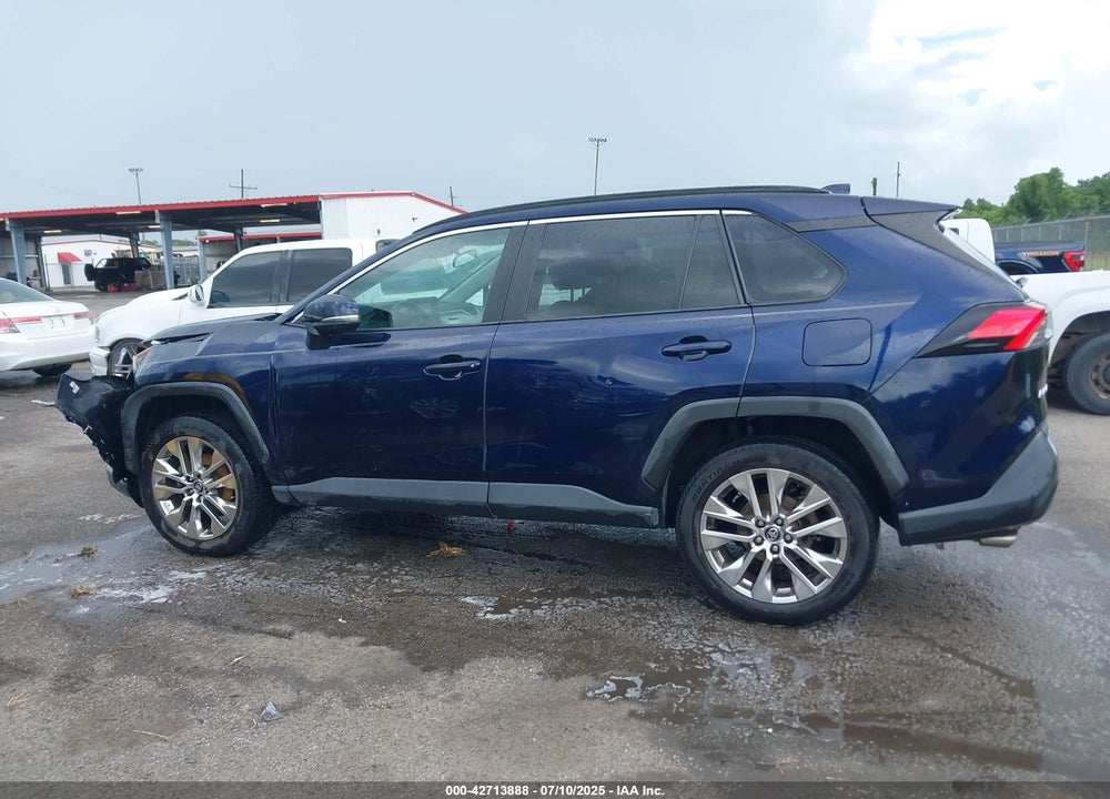 2020 TOYOTA RAV4 XLE PREMIUM VIN: 2T3C1RFV0LW077405