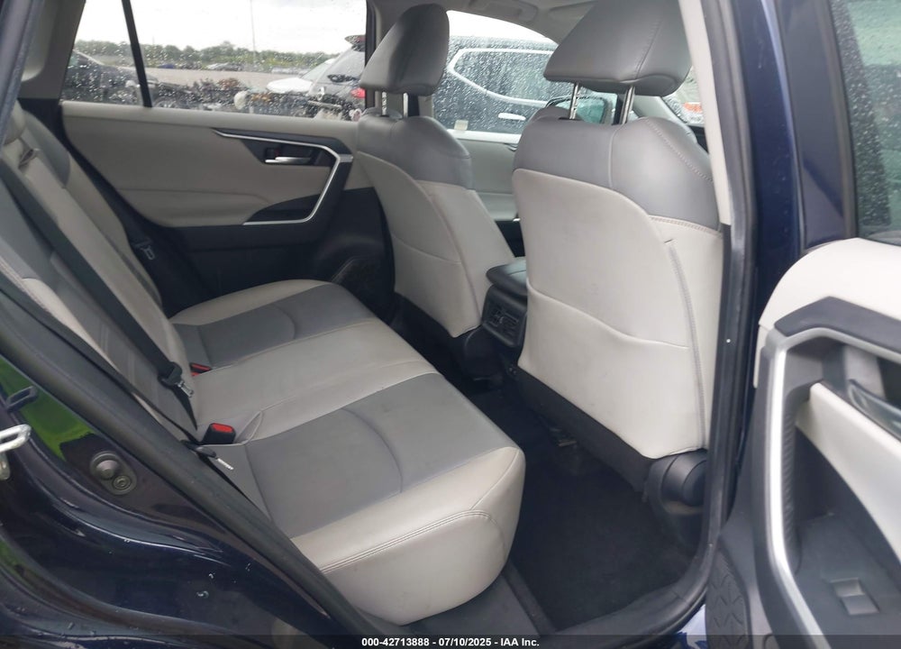 2020 TOYOTA RAV4 XLE PREMIUM VIN: 2T3C1RFV0LW077405