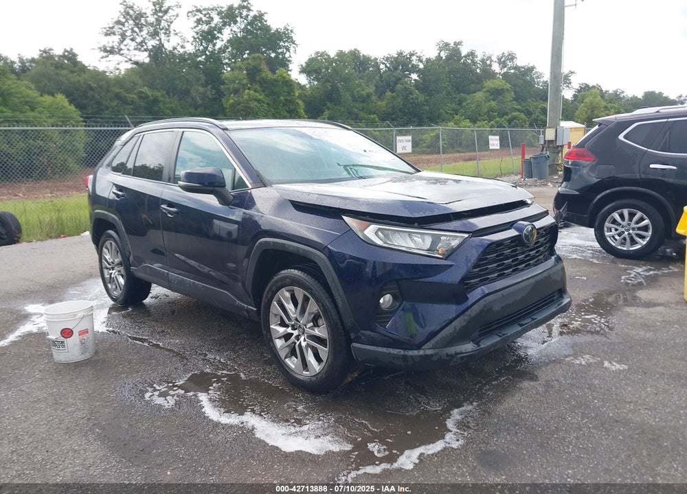 2020 TOYOTA RAV4 XLE PREMIUM VIN: 2T3C1RFV0LW077405