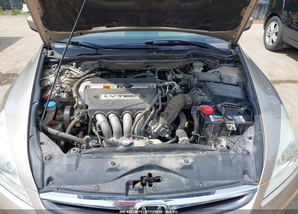 2007 HONDA ACCORD 2.4 LX VIN: 1HGCM56417A064014