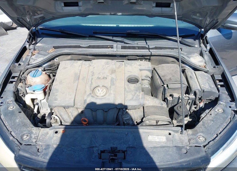 2013 VOLKSWAGEN JETTA VIN: 3VWDP7AJXDM426906