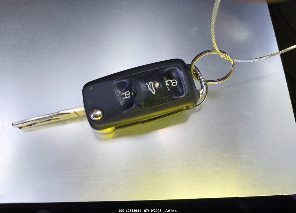 2013 VOLKSWAGEN JETTA VIN: 3VWDP7AJXDM426906