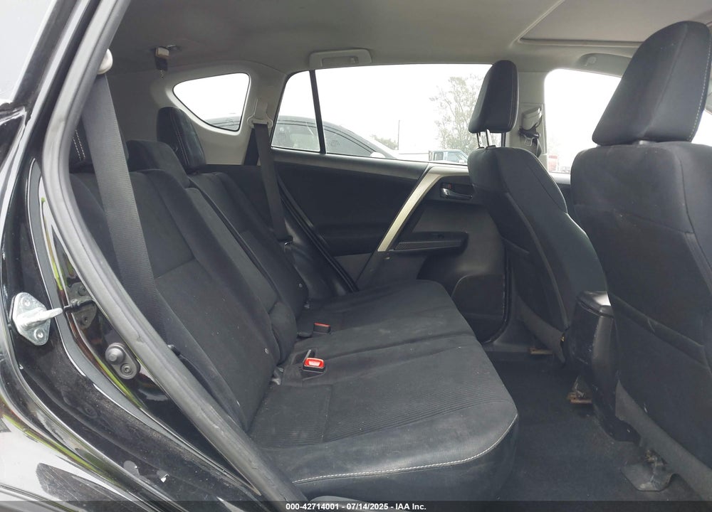2015 TOYOTA RAV4 VIN: 2T3WFREVXFW166824