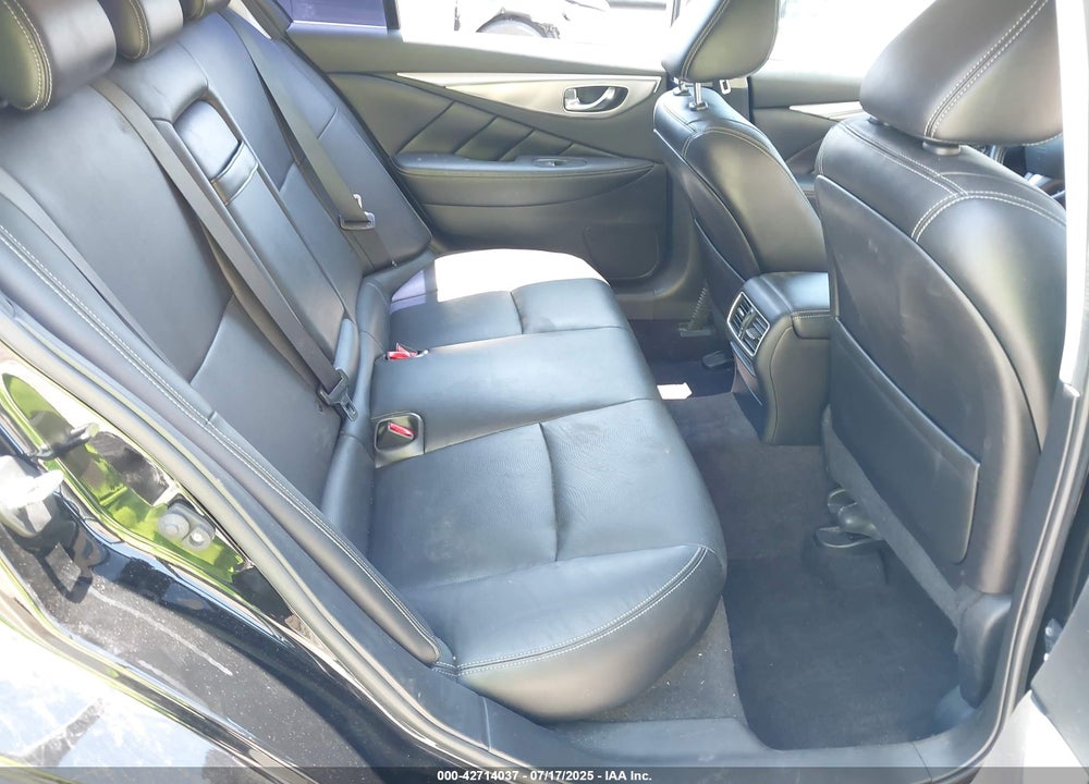 2015 INFINITI Q50 VIN: JN1BV7AP7FM350924