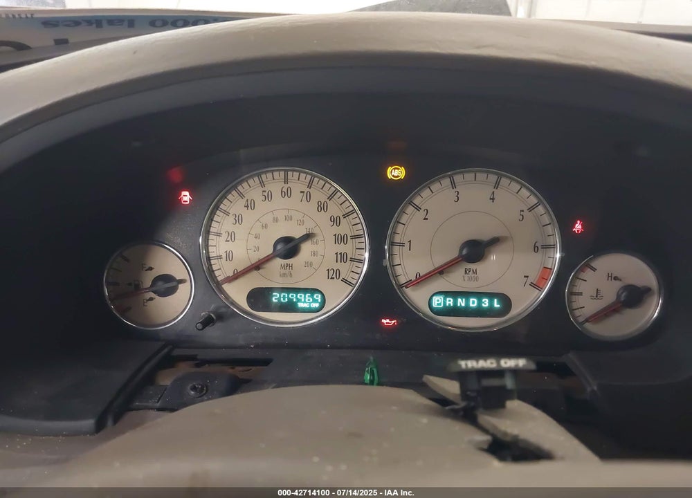 2003 CHRYSLER TOWN & COUNTRY LXI VIN: 2C4GP54L33R320953