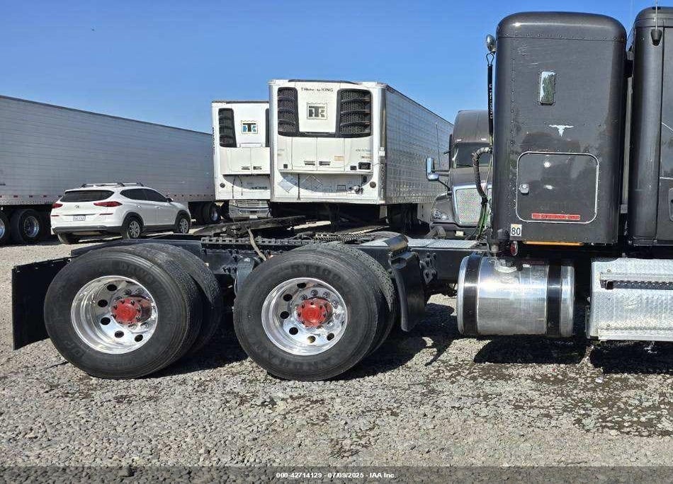 2019 FREIGHTLINER NEW CASCADIA 116 VIN: 3AKJHTDV0KSKP8268