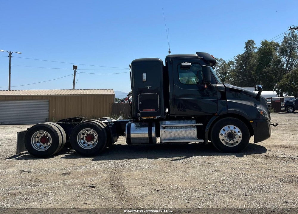 2019 FREIGHTLINER NEW CASCADIA 116 VIN: 3AKJHTDV0KSKP8268
