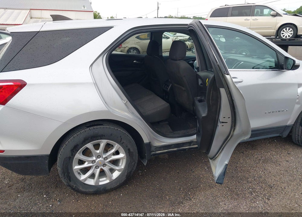 2019 CHEVROLET EQUINOX LT VIN: 2GNAXKEV5K6111838