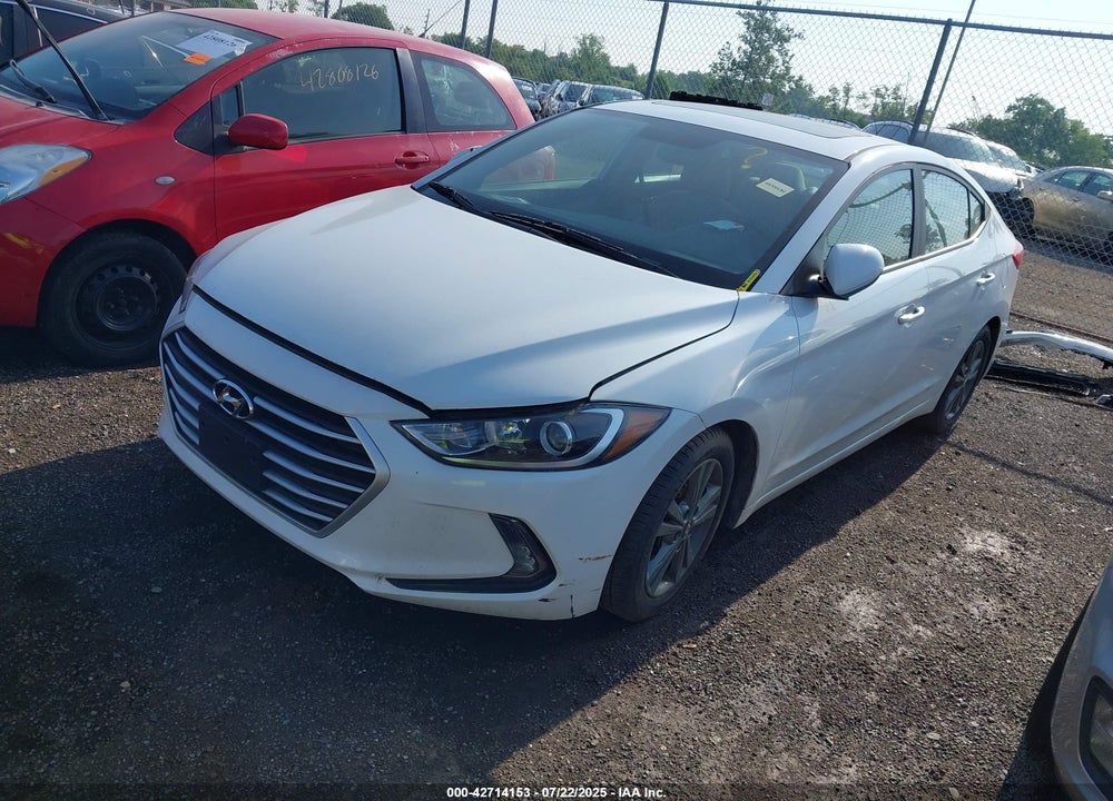 2017 HYUNDAI ELANTRA VIN: 5NPD84LF0HH161206