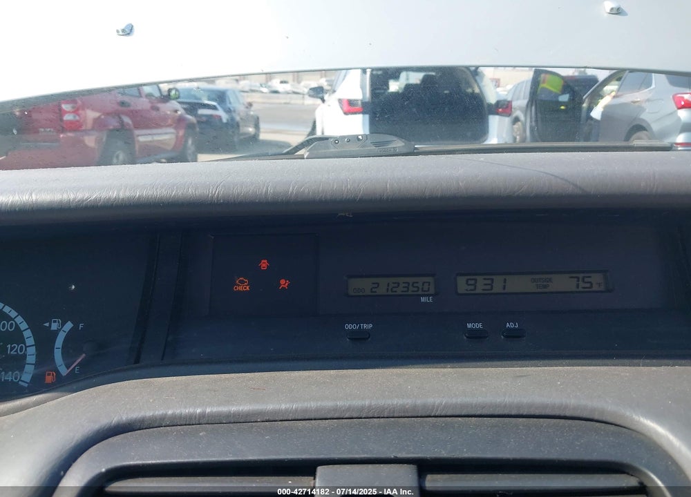 2002 TOYOTA AVALON XL VIN: 4T1BF28B12U264649