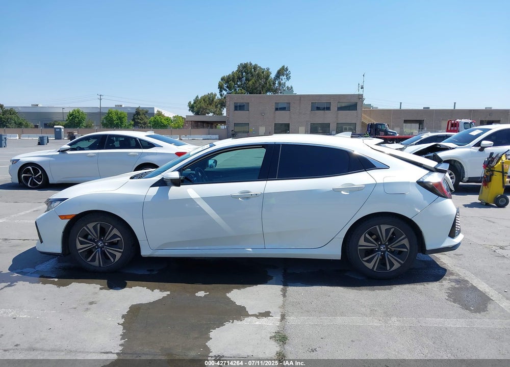 2017 HONDA CIVIC VIN: SHHFK7H56HU425246