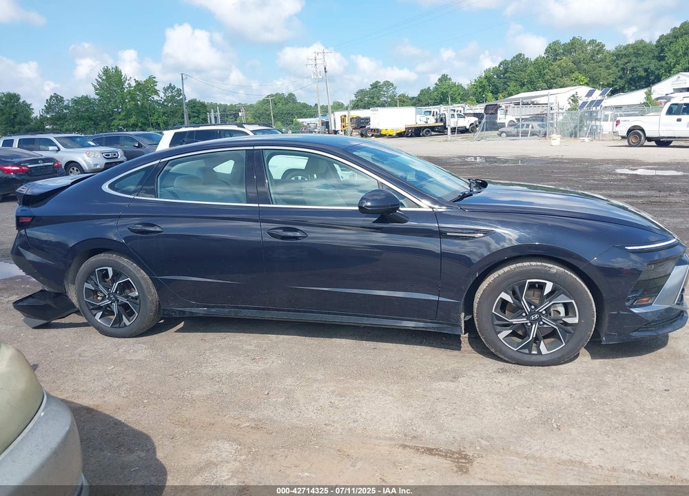 2024 HYUNDAI SONATA VIN: KMHL64JA5RA380367