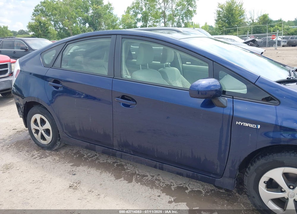 2013 TOYOTA PRIUS VIN: JTDKN3DU5D1676887