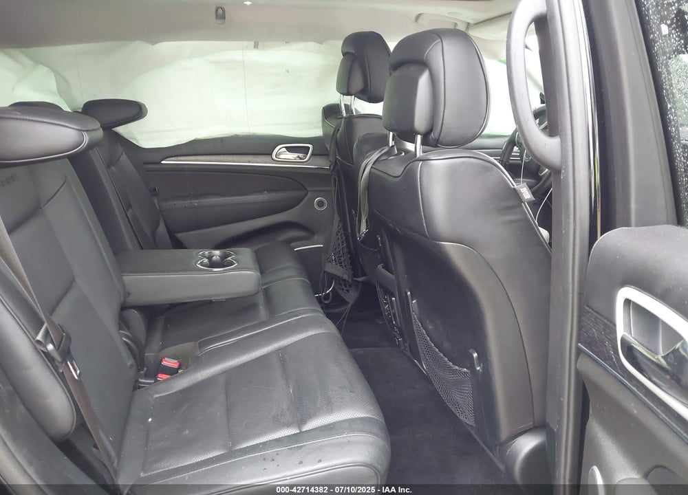 2018 CHEROKEE JEEP GRAND  SUMMIT 4X2 VIN: 1C4RJEJG9JC216605