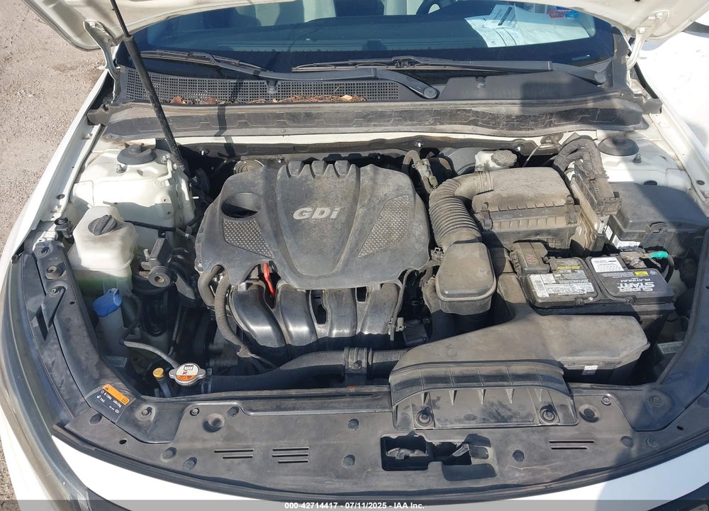 2015 KIA OPTIMA VIN: KNAGM4A79F5661671