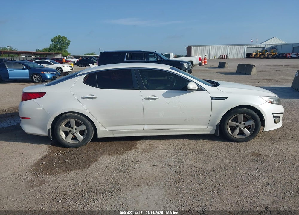 2015 KIA OPTIMA VIN: KNAGM4A79F5661671