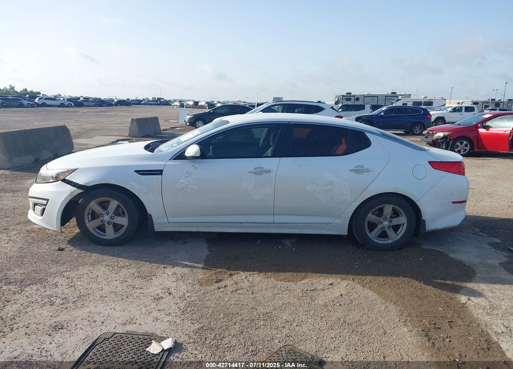 2015 KIA OPTIMA VIN: KNAGM4A79F5661671