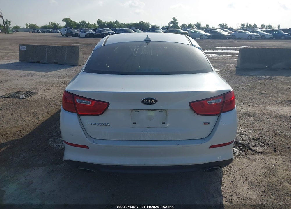 2015 KIA OPTIMA VIN: KNAGM4A79F5661671