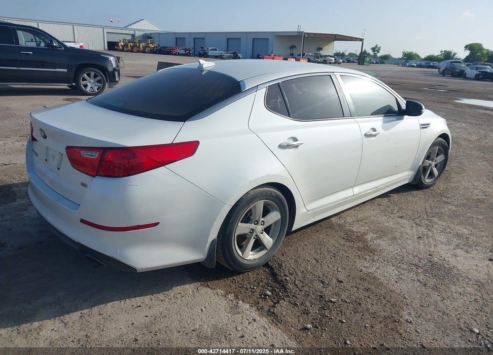 2015 KIA OPTIMA VIN: KNAGM4A79F5661671