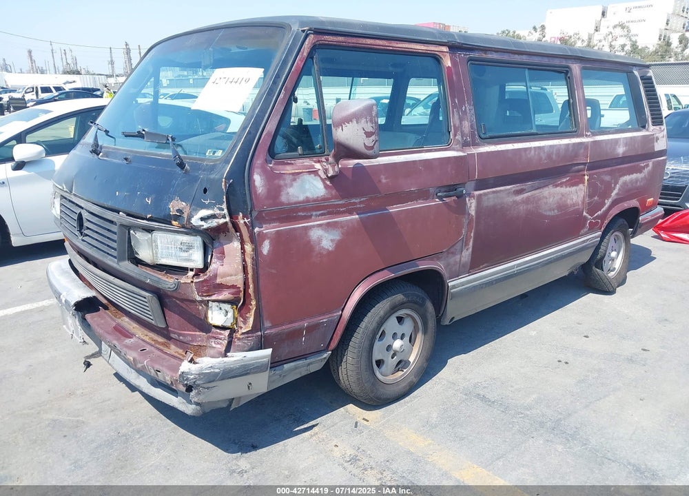 1990 VOLKSWAGEN VANAGON BUS VIN: WV2YB0259LH054846