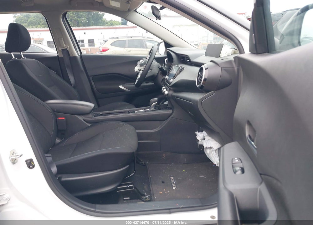 2023 NISSAN KICKS SV XTRONIC CVT VIN: 3N1CP5CV3PL563363