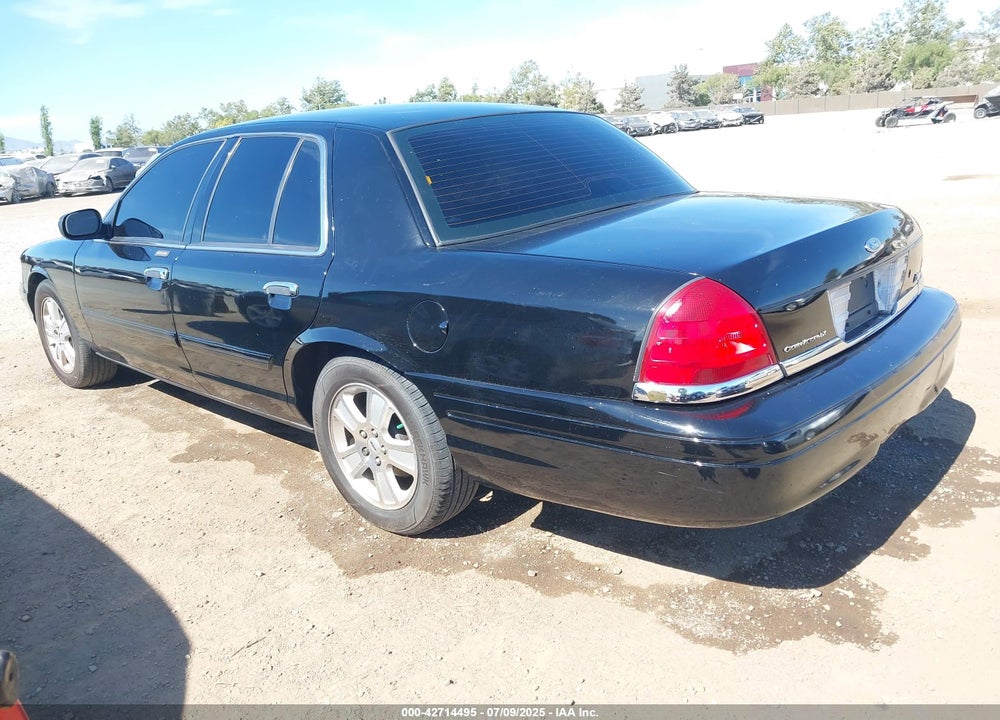 2011 FORD CROWN VICTORIA VIN: 2FABP7EV2BX146556