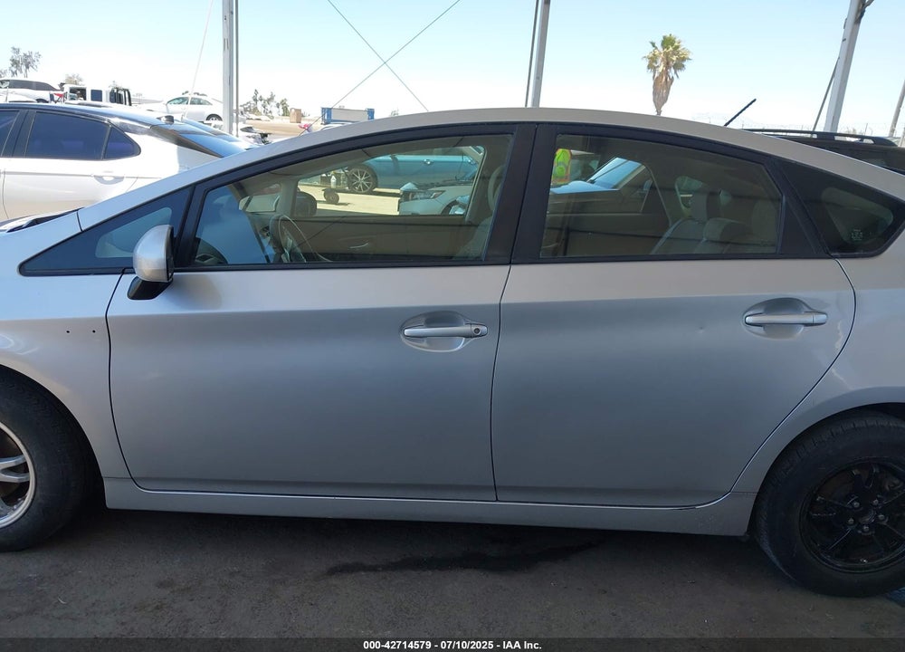 2013 TOYOTA PRIUS VIN: JTDKN3DU7D1692833