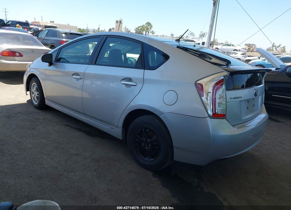 2013 TOYOTA PRIUS VIN: JTDKN3DU7D1692833