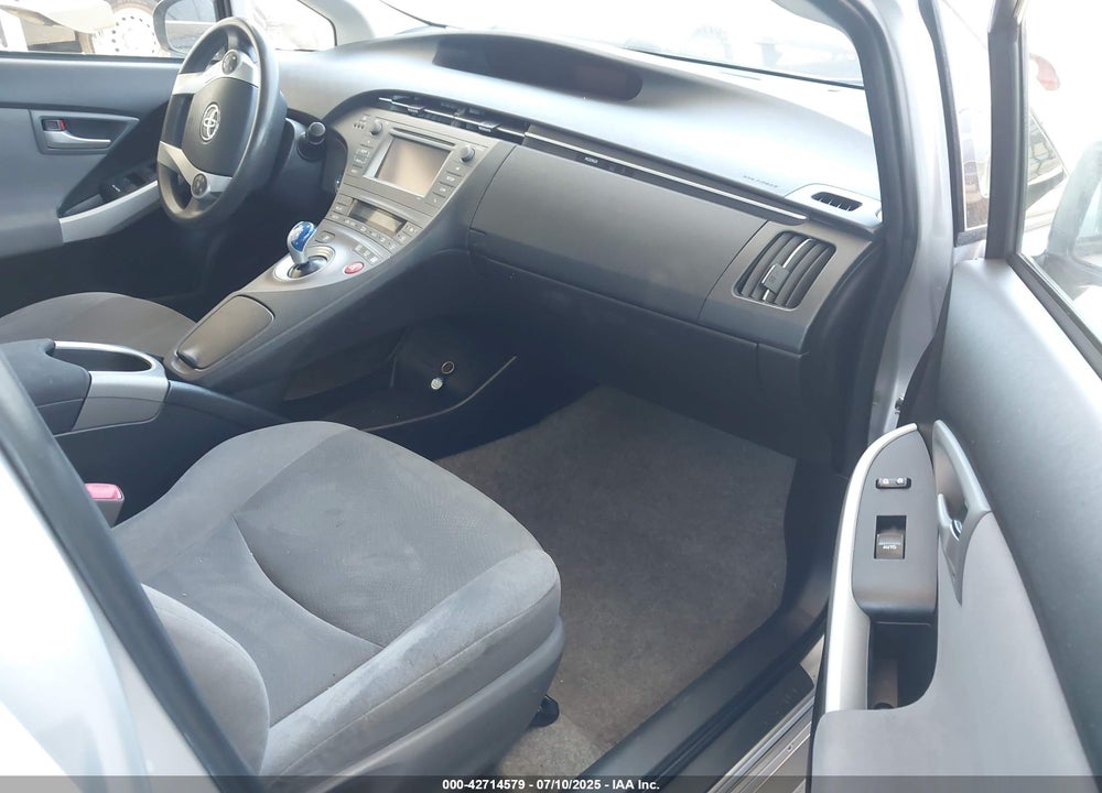 2013 TOYOTA PRIUS VIN: JTDKN3DU7D1692833