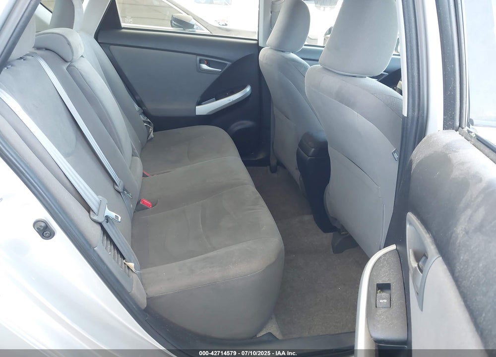 2013 TOYOTA PRIUS VIN: JTDKN3DU7D1692833