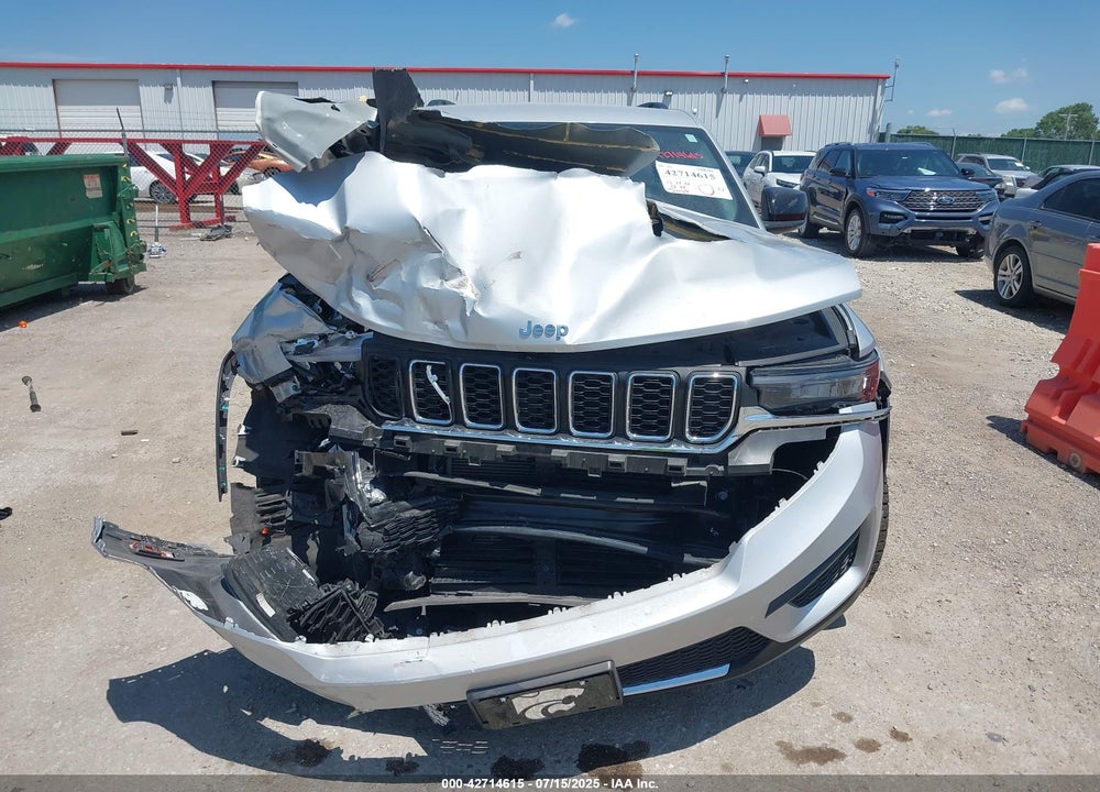 2022 JEEP GRAND CHEROKEE LAREDO 4X4 VIN: 1C4RJHAG3N8583297