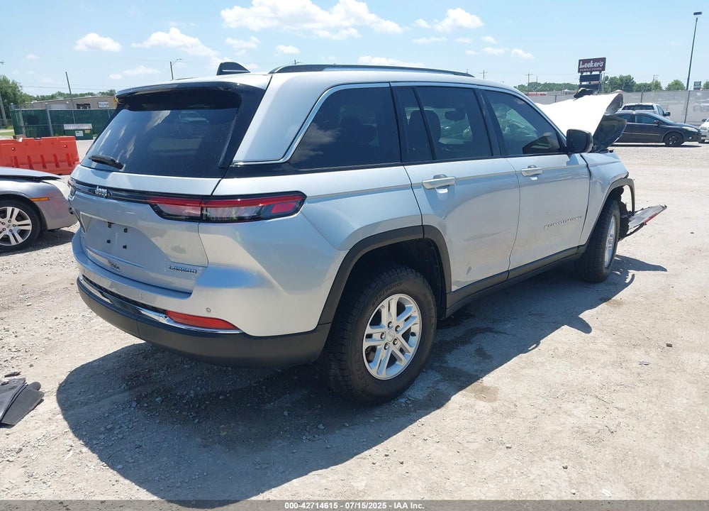 2022 JEEP GRAND CHEROKEE LAREDO 4X4 VIN: 1C4RJHAG3N8583297