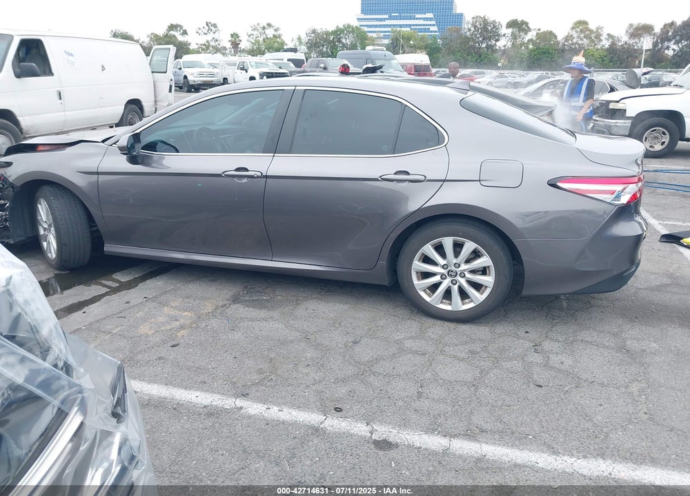 2020 TOYOTA CAMRY VIN: 4T1C11AK5LU992628