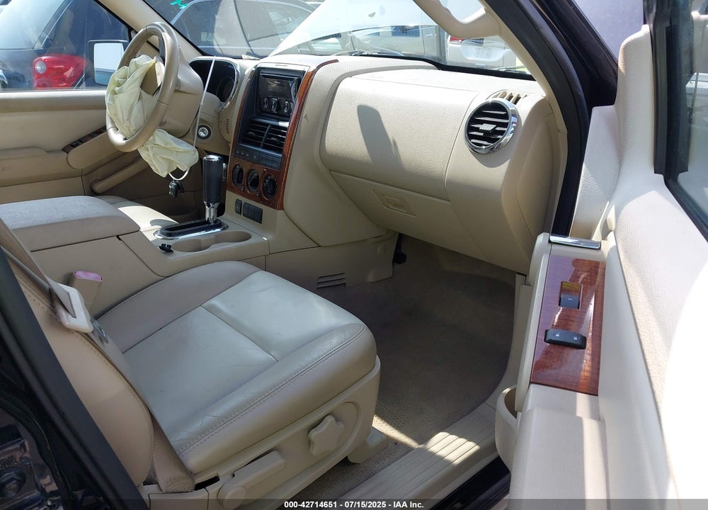 2006 FORD EXPLORER VIN: 1FMEU64E46UB70961