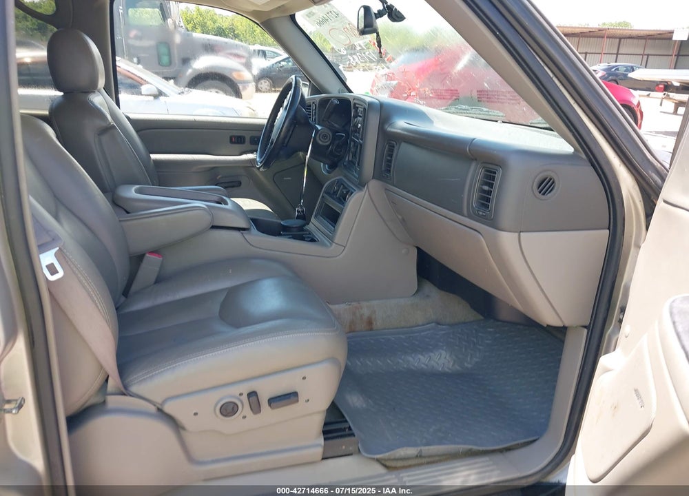 2005 CHEVROLET TAHOE Z71 VIN: 1GNEK13T85R171388