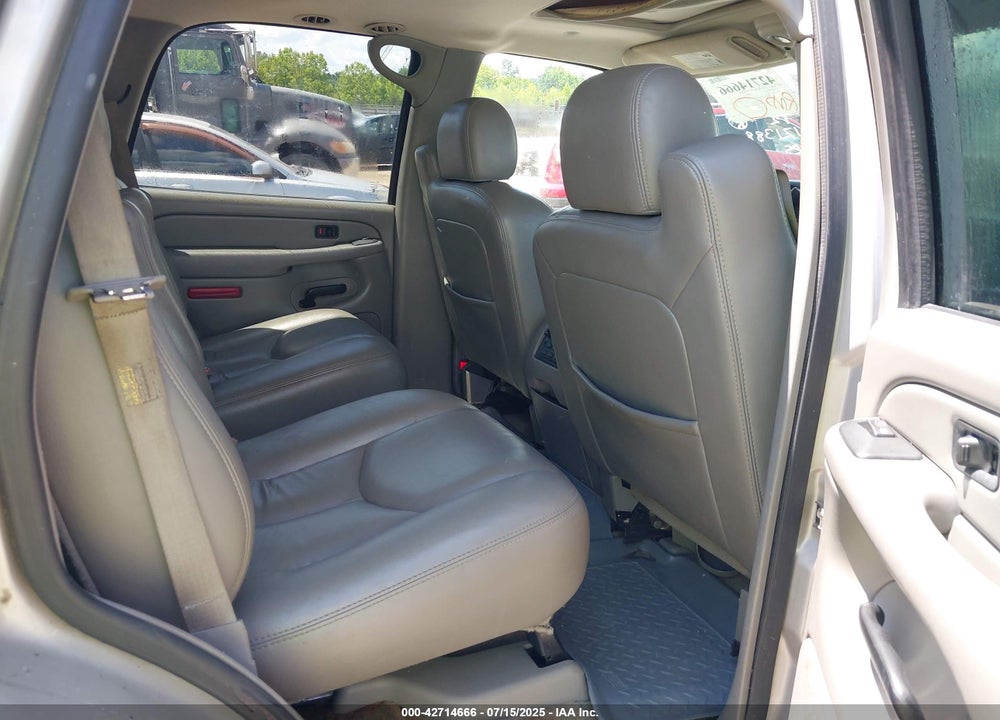 2005 CHEVROLET TAHOE Z71 VIN: 1GNEK13T85R171388