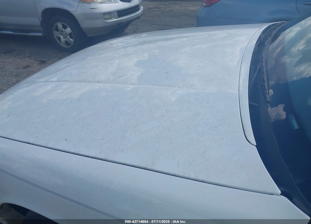 1996 FORD CROWN VICTORIA LX VIN: 2FALP74W4TX204392