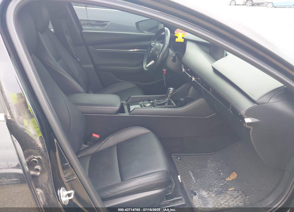 2020 MAZDA MAZDA3 HATCHBACK VIN: JM1BPBMM4L1158868