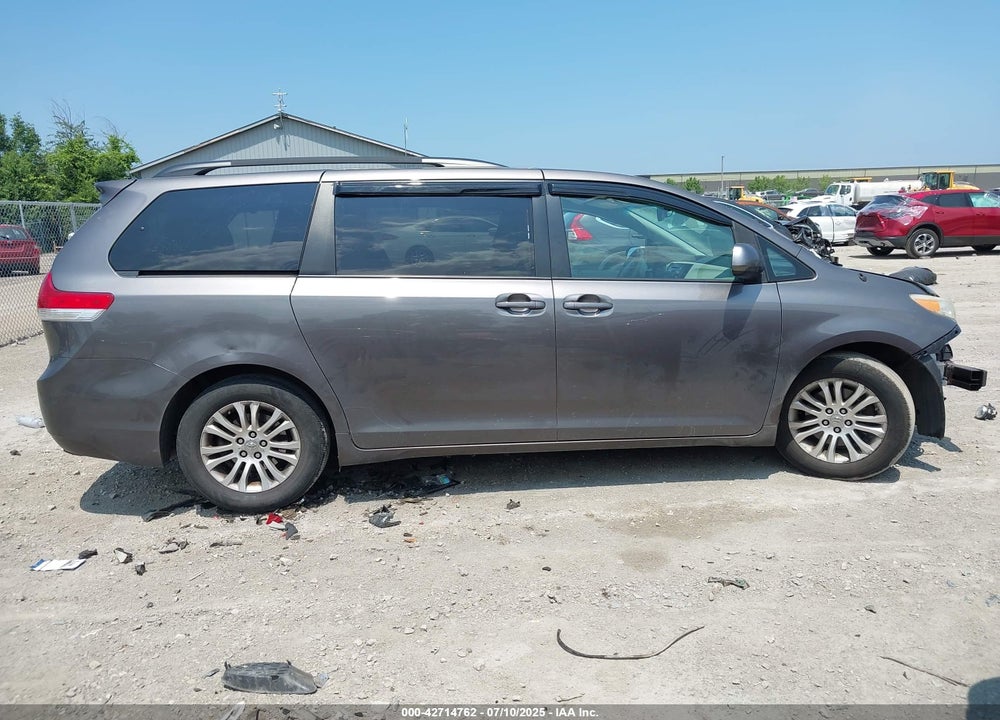 2012 TOYOTA SIENNA VIN: 5TDYK3DCXCS202574