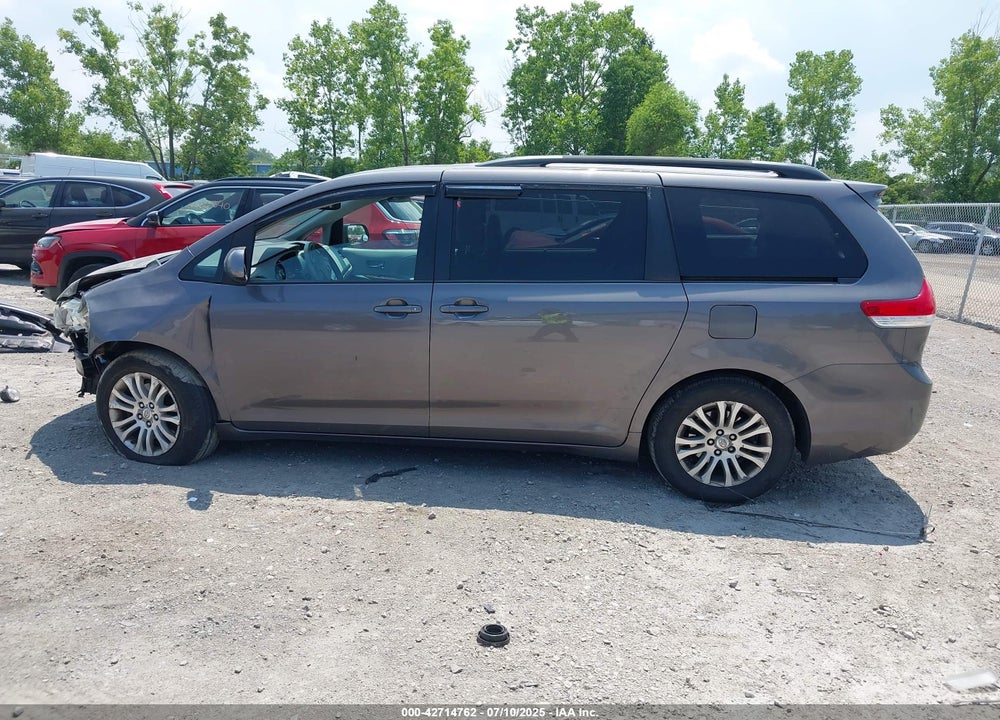 2012 TOYOTA SIENNA VIN: 5TDYK3DCXCS202574