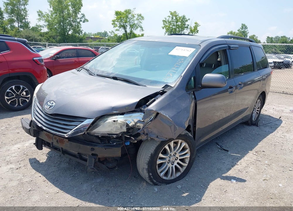 2012 TOYOTA SIENNA VIN: 5TDYK3DCXCS202574